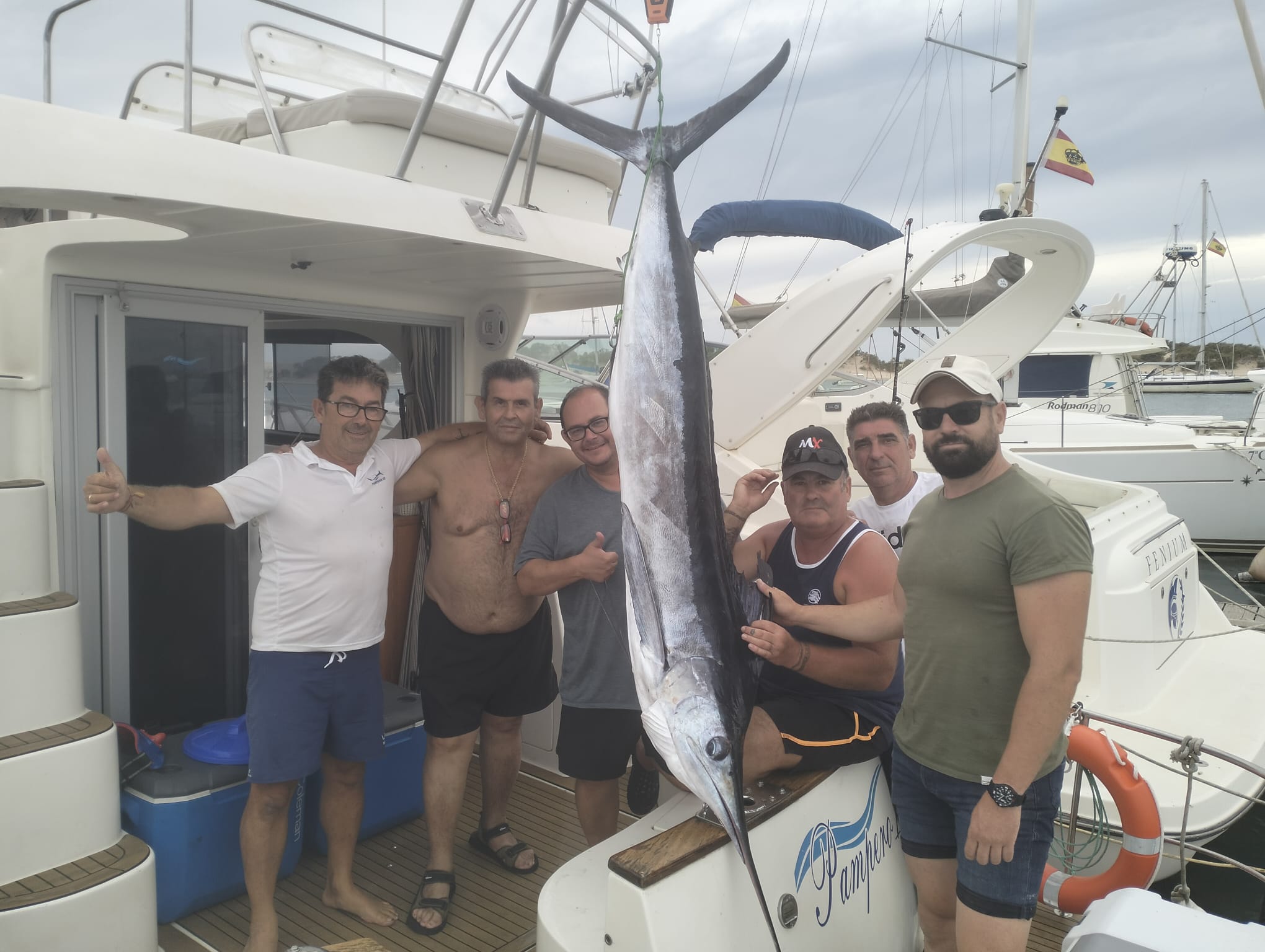Diversión garantizada para pesca, despedidas de soltero/a y paseos en Chiclana